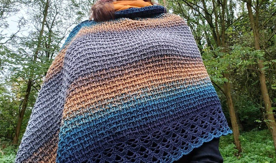 Crochet Pattern Poncho "Oleria"