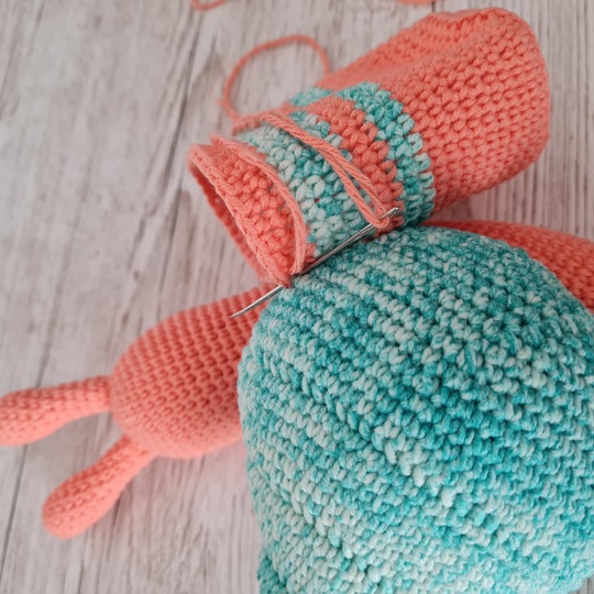 Sally the Snail Caddy Crochet Amigurumi Pattern (English)