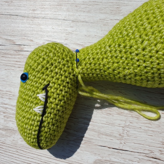 Ronnie the Raptor Crochet Amigurumi Pattern (English)