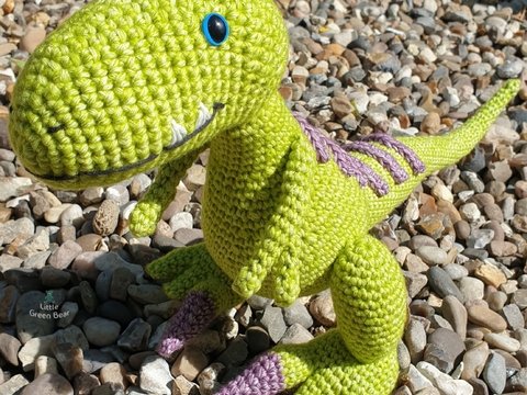 Ronnie the Raptor Crochet Amigurumi Pattern (English)