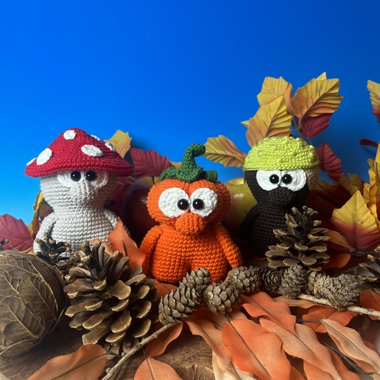 Crochet pattern for an autumn trio, mushroom, pumpkin, chestnut