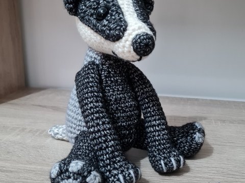 Barrold the Badger Crochet Amigurumi Pattern (English)