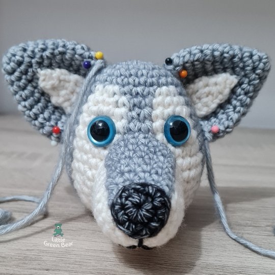 Wilbur the Wolf Crochet Amigurumi Pattern (English)