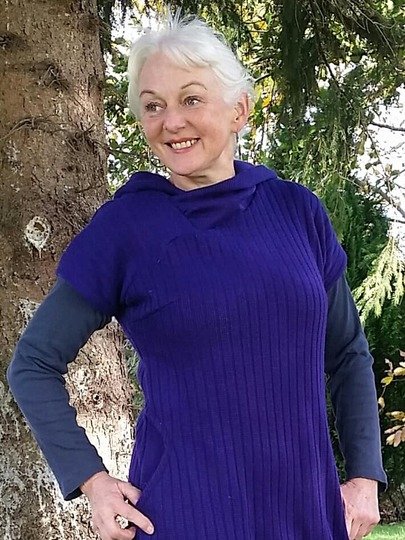 Winter dress Alea tailored with asymmetrical collar/hood