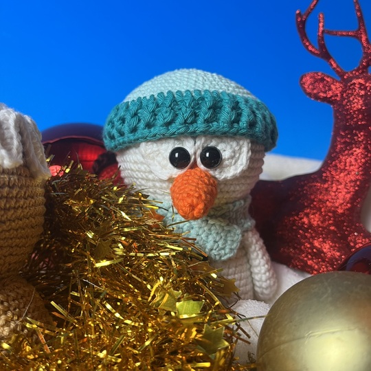 Crochet pattern winter trio snowman reindeer gingerbread