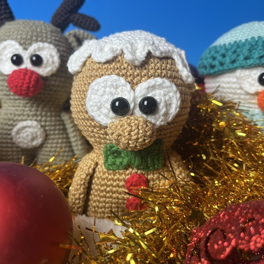 Crochet pattern winter trio snowman reindeer gingerbread