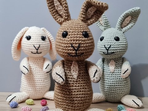 Rodney the Rabbit Crochet Amigurumi Pattern (English)