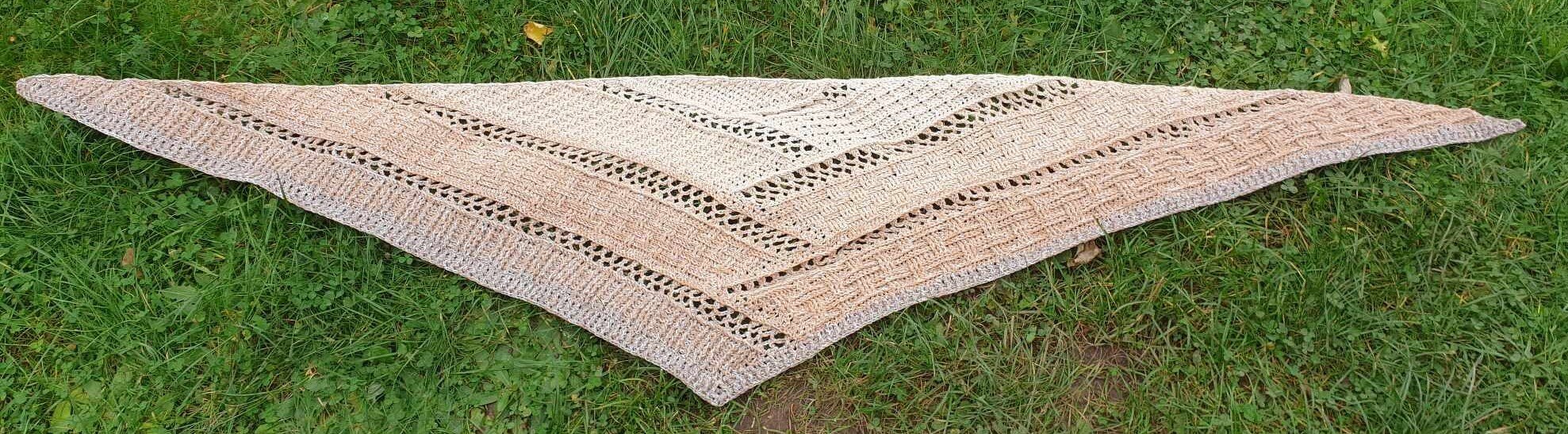 Crochet Pattern Flat Triangular Scarf "Nemesis" (aka Akaste 2.0) - Image 50