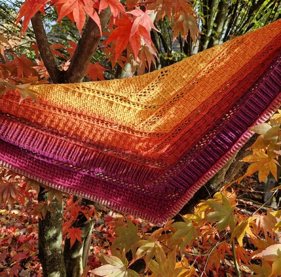 Crochet Pattern Flat Triangular Scarf