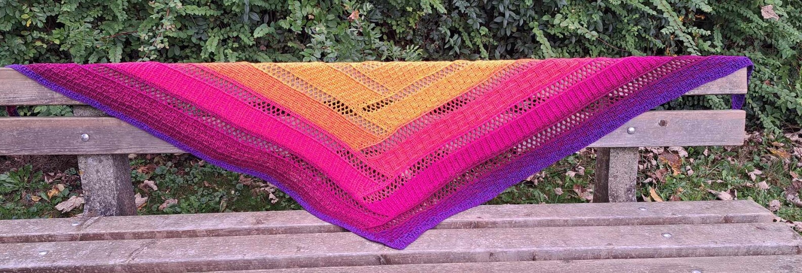 Crochet Pattern Flat Triangular Scarf “Nemesis”