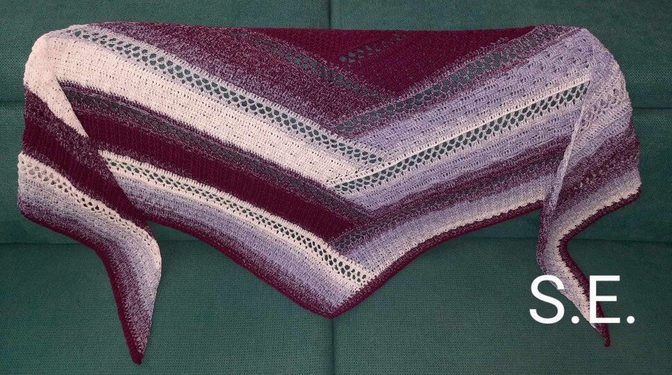Crochet Pattern Flat Triangular Scarf “Nemesis”
