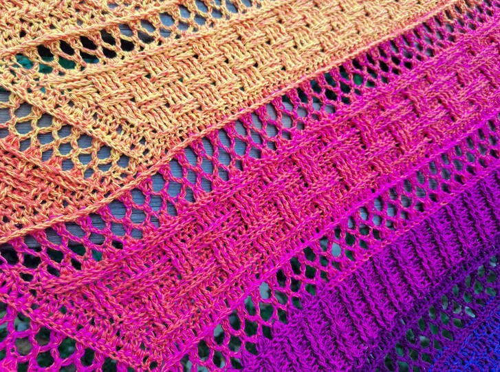 Crochet Pattern Flat Triangular Scarf “Nemesis”