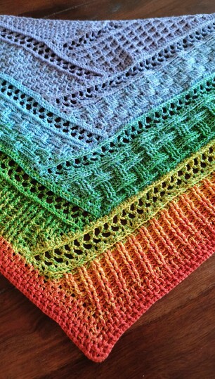 Crochet Pattern Flat Triangular Scarf “Nemesis”