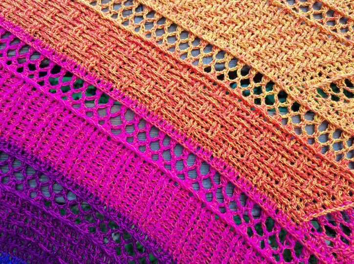 Crochet Pattern Flat Triangular Scarf “Nemesis”