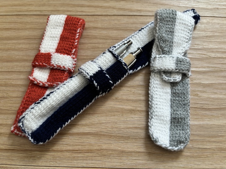 Federmäppchen / Stifte Etui in zwei Varianten – Double Face Strickanleitung
