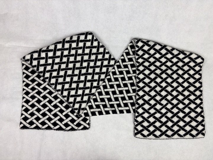 Schal Süsse Erinnerungen – Eine Double-Face Strickanleitung