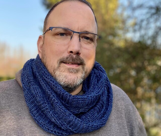 Unisex   Schal Häkelanleitung Gambit