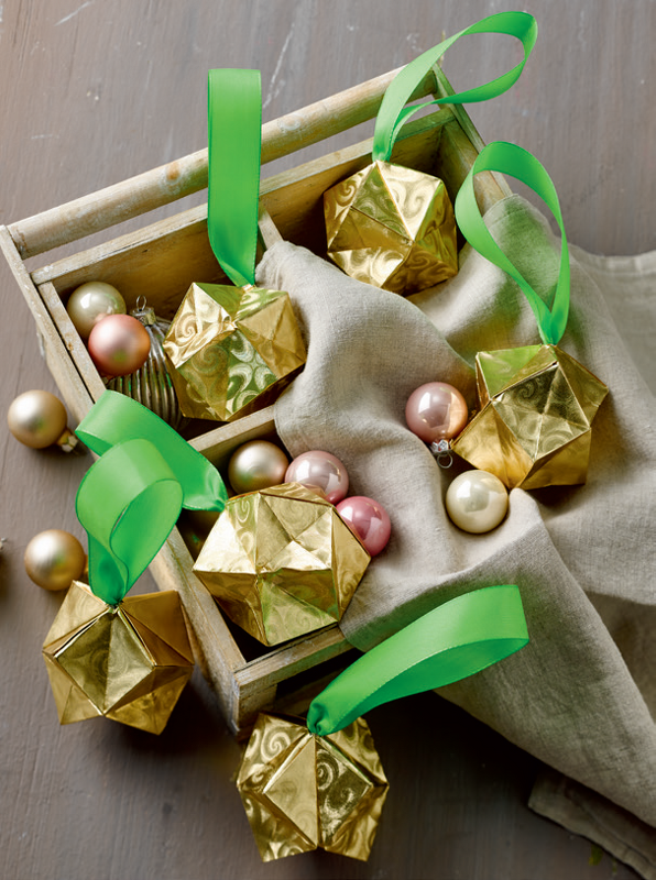 Origami Weihnachtsbaumkugeln (*) - (****)