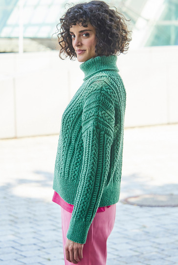 Zopfmusterpullover in Grün
