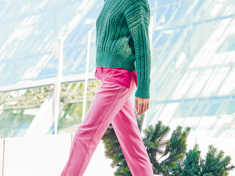 Zopfmusterpullover in Grün