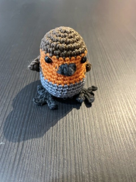 Rotkehlchen Vogel häkeln - Bild 8