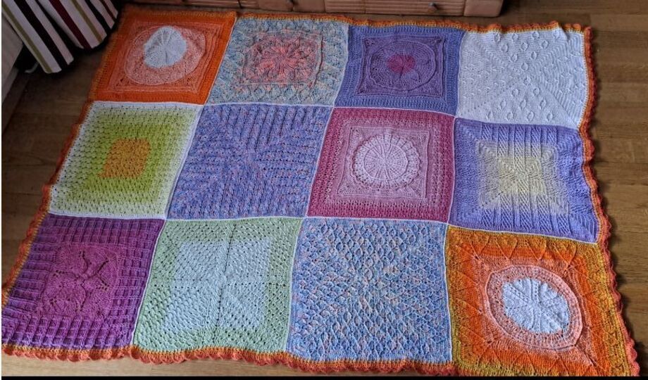 Granny und Mandala Decke Marah