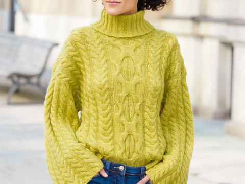 Pullover mit weiten Ärmeln und Zopfmuster