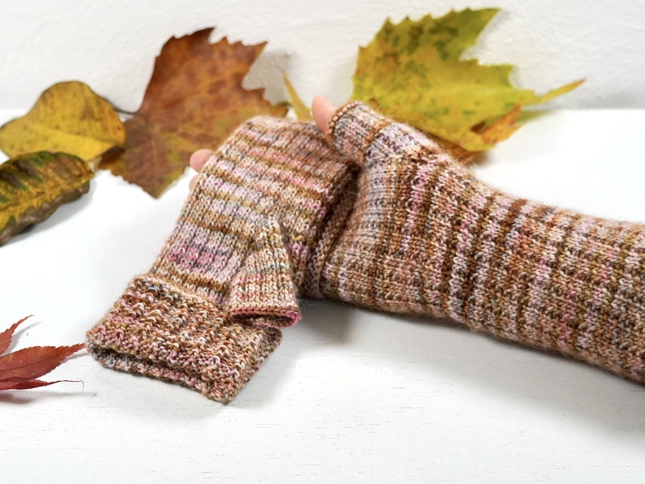 Reversible fingerless mitts "Pure", knitting pattern, easy, 4 sizes