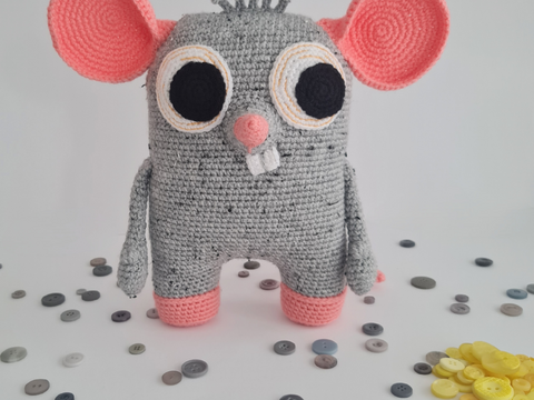 Häkelanleitung > Kuschelbuddie No. 21 Maus Milli <