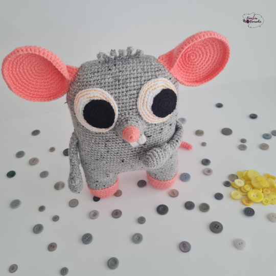 Häkelanleitung > Kuschelbuddie No. 21 Maus Milli <