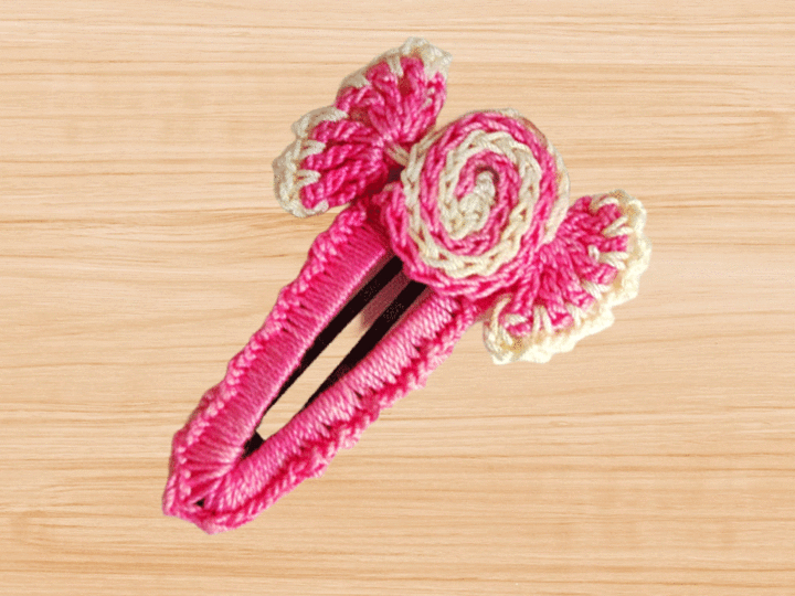 A crochet candy Hair clip pattern
