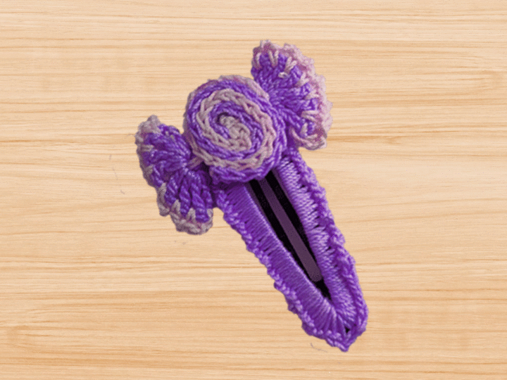 A crochet candy Hair clip pattern