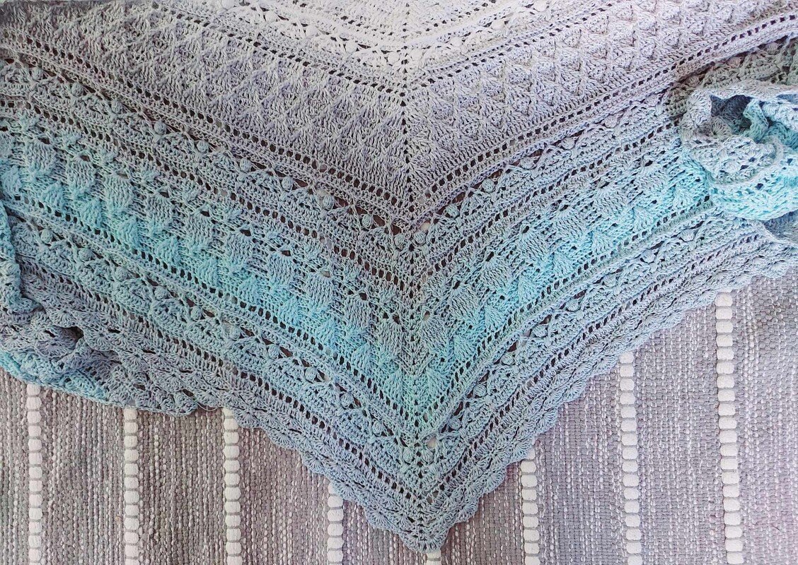 Crochet Pattern Flat Triangular Scarf "Admete" - Image 13