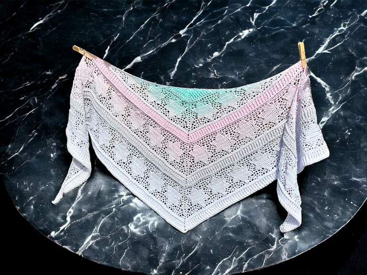 Flaches Dreieckstuch „Sternschnuppe BE“ - Häkelanleitung