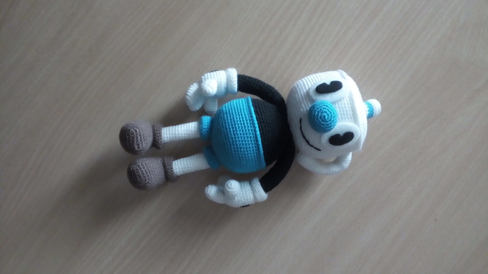 Mugman amigurumi