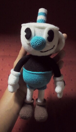Mugman amigurumi