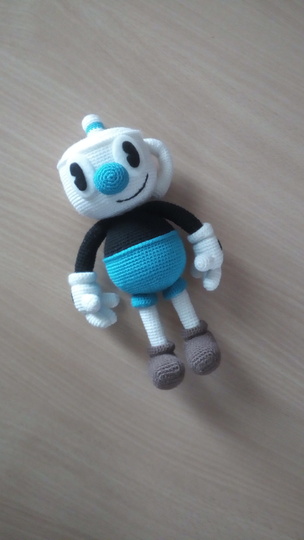 Mugman amigurumi