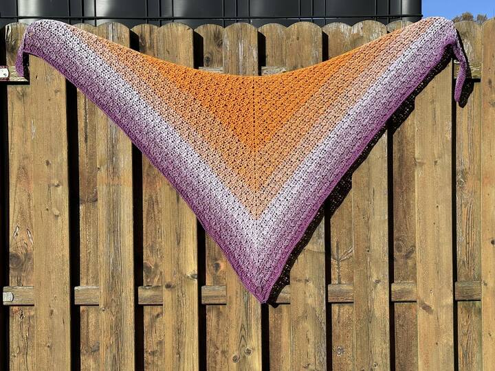 Häkelanleitung Dreieckstuch "Perlenreigen"