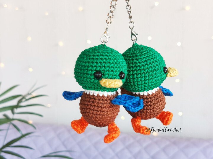 No Sew Amigurumi Pattern - Baby Mallard Duck Crochet Keychain