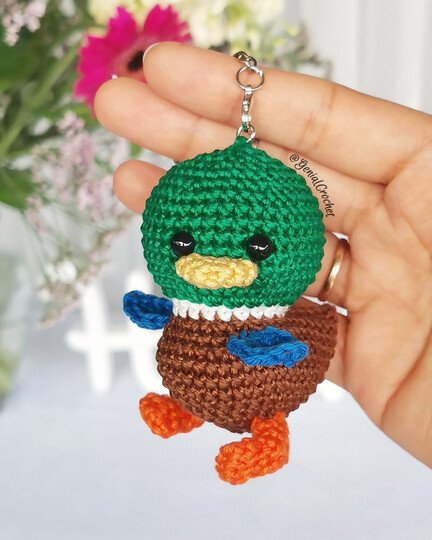 No Sew Amigurumi Pattern - Baby Mallard Duck Crochet Keychain