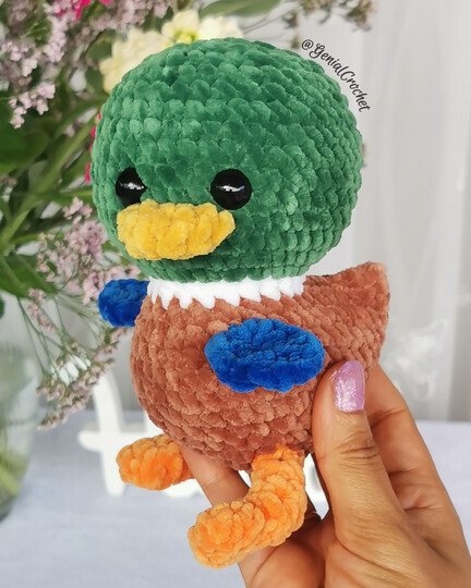 No Sew Amigurumi Pattern - Baby Mallard Duck Crochet Keychain
