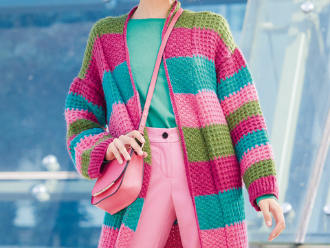 Gestreifte Jacke mit Hebemaschenmuster