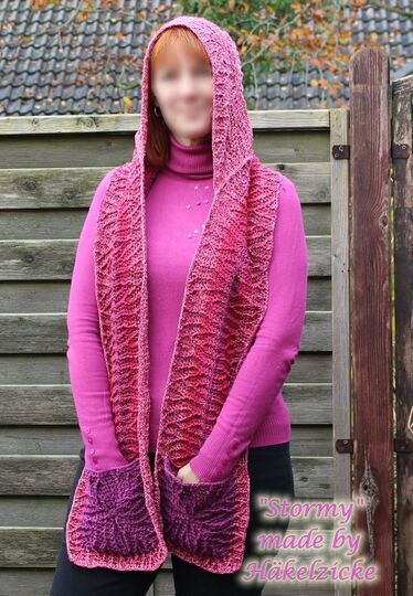 Häkelanleitung "Stormy" Taschenschal mit Kapuze