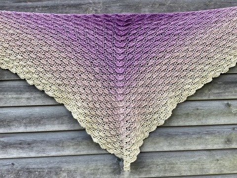 Dreieckstuch Häkelanleitung: Wasserwesen im faszinierenden Muschelmuster