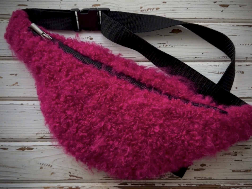 Crochet pattern women fur fanny pack PDF digital and video tutorial