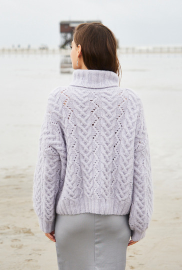 Pulli mit Zopf- und Ajourmuster in hellem Mauve