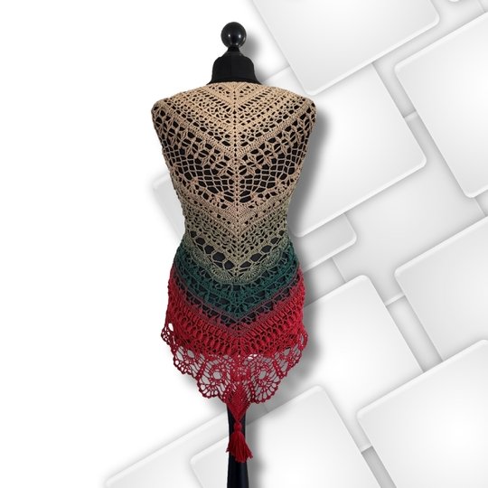 Triangle Shawl Crochet Pattern Griselda – with Chart