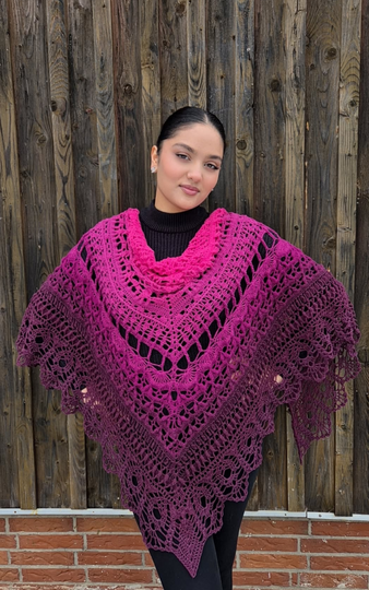 Triangle Shawl Crochet Pattern Griselda – with Chart