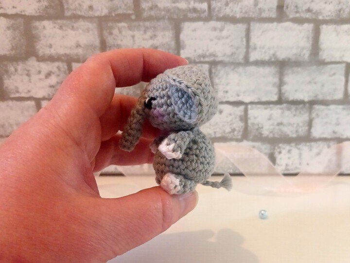 Cute Mini Elephant – Keychain & Bag Charm Amigurumi Pattern