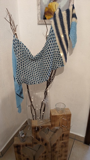 "Vaal" - buntes Schaltuch - Strickanleitung